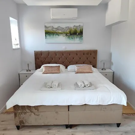 Apartament Vino & Grad *